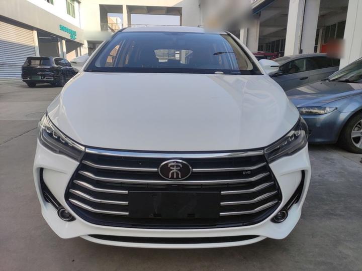Song MAX 2017 1.5T AT Connected Luxury 7-Seater photo 2