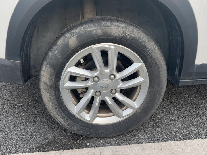 Wuling 2022 1.5L CVT photo 2