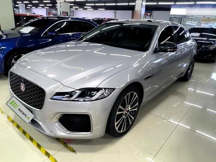 XFL 2024 2.0T P250 RWD Exclusive Luxury