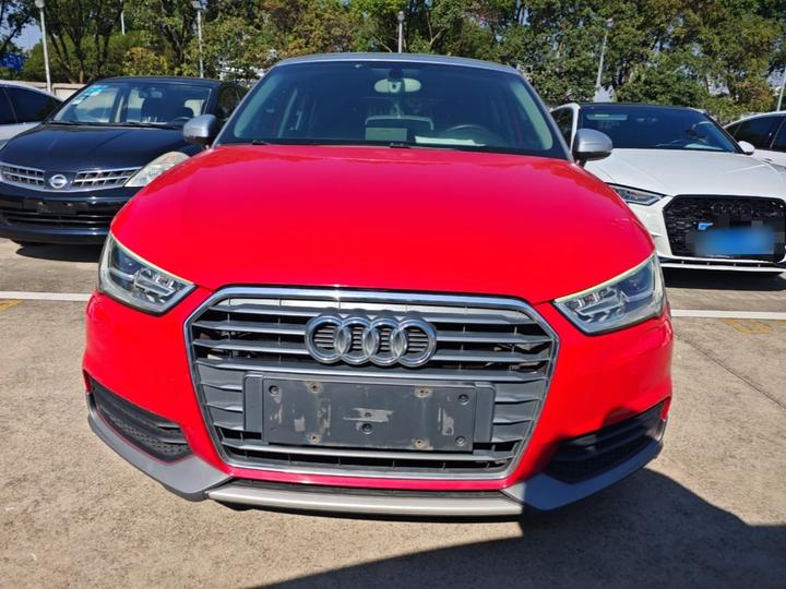 A1 2016 30 TFSI Sportback Design photo 2