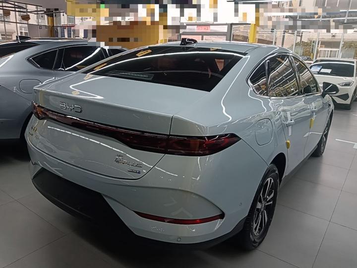 Qin PLUS 2025 DM-i ADAS 120KM photo 6