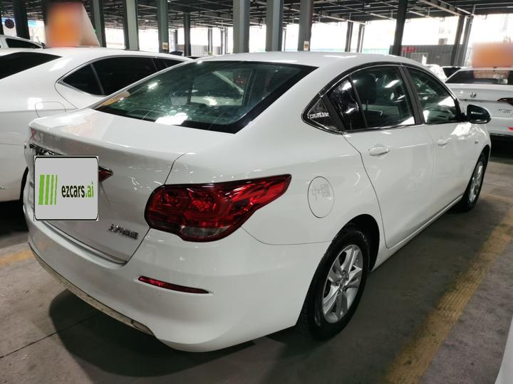 Cavalier 2019 320 AT photo 4