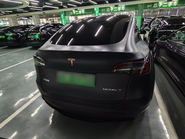 Model Y 2024 RWD photo 3