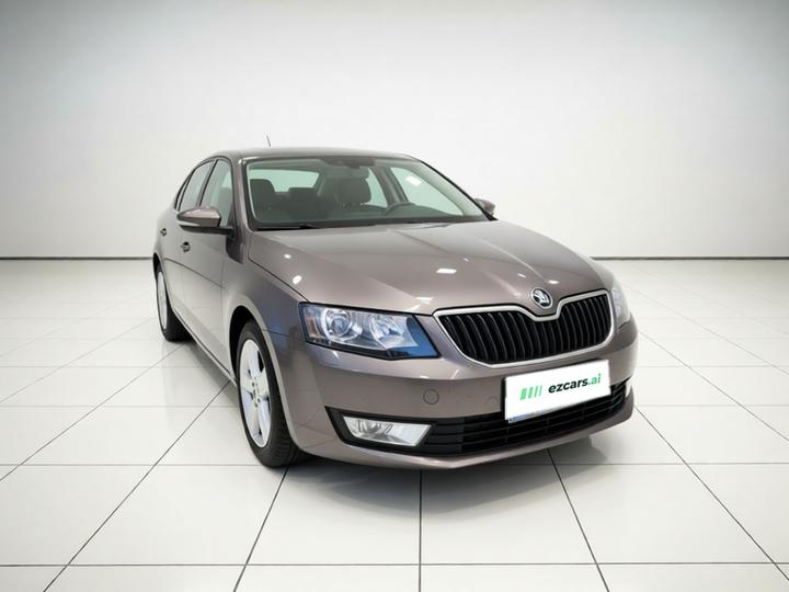 Octavia 2015 1.6L AT photo 3