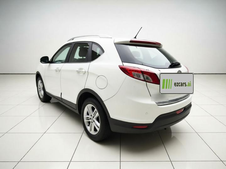 GAC Trumpchi GS5 2014 1.8T AT RWD photo 4