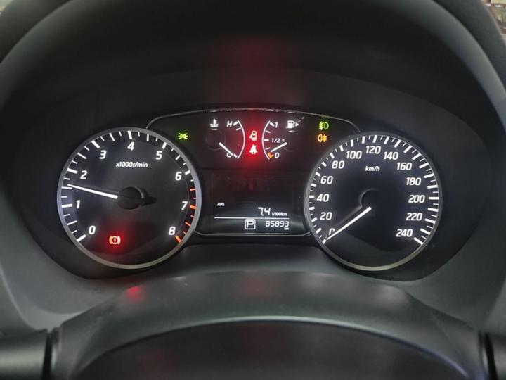 Sylphy 2018 1.6XV CVT Exclusive photo 6