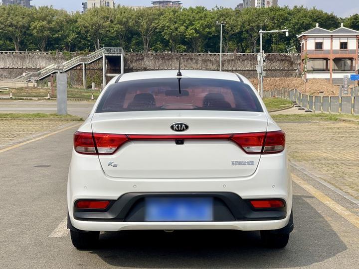 K2 2017 Sedan 1.4L AT GLS photo 5
