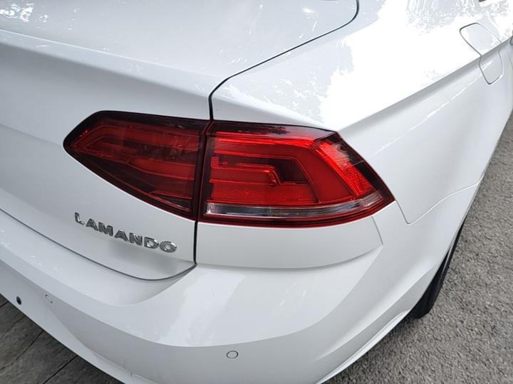 Lamando 2017 230TSI DSG photo 7
