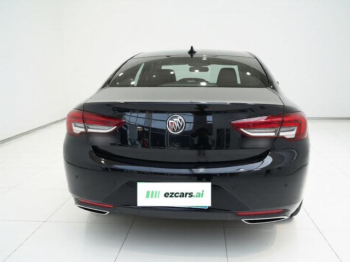 Regal 2020 552T Luxury photo 3
