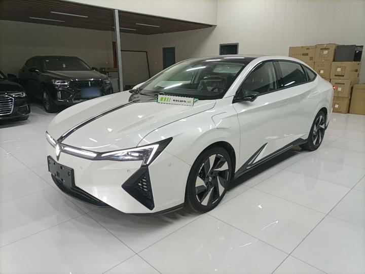 L 2025 +