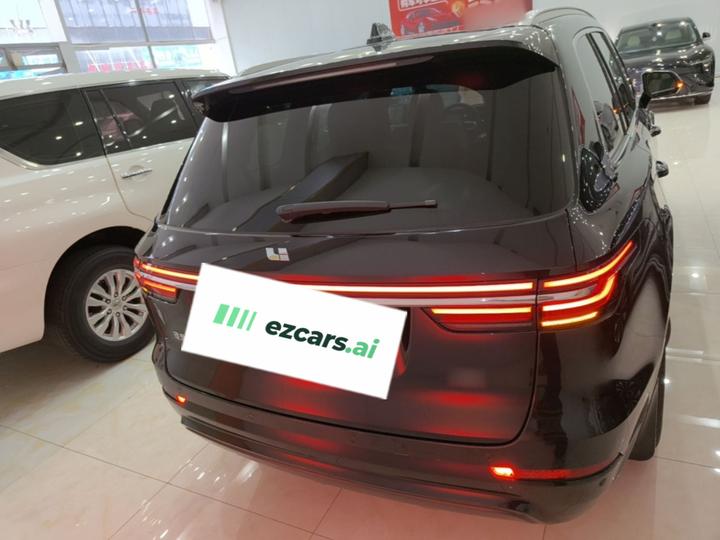 Li Auto ONE 2020 EREV 6-Seater photo 5