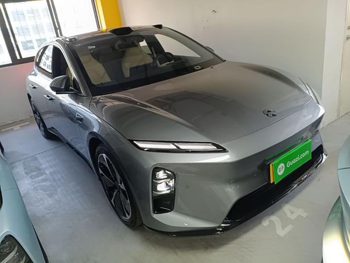 ET5T 2025 75kWh Touring photo 3