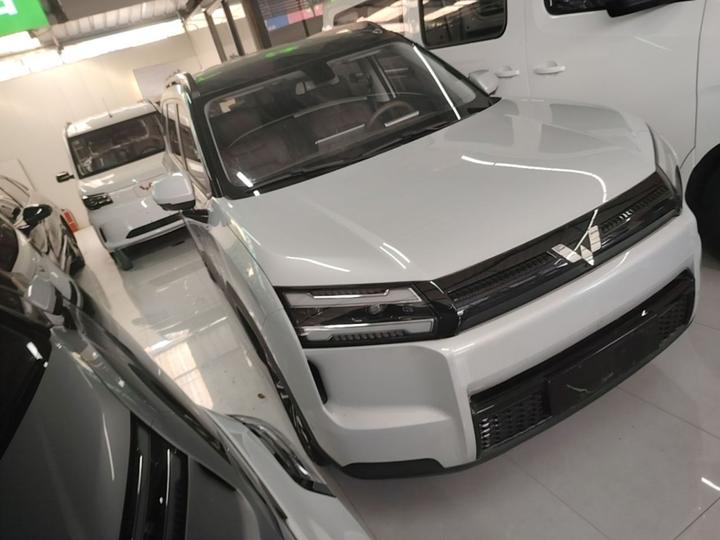 560 EV 2026 EV 500km Luxury photo 3