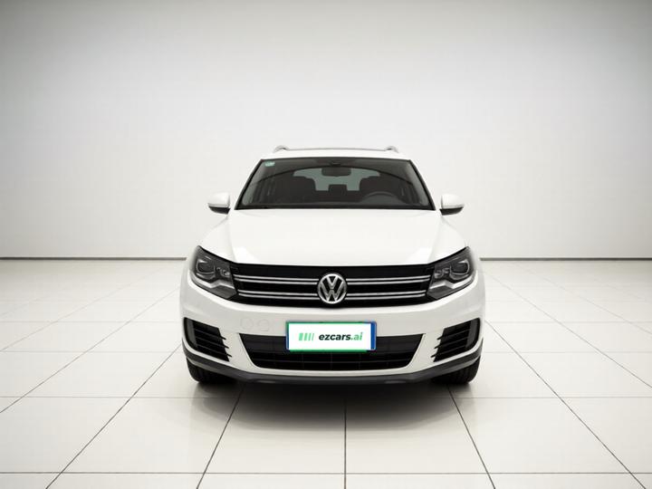 Tiguan 2015 1.8TSI AT RWD Luxury photo 2