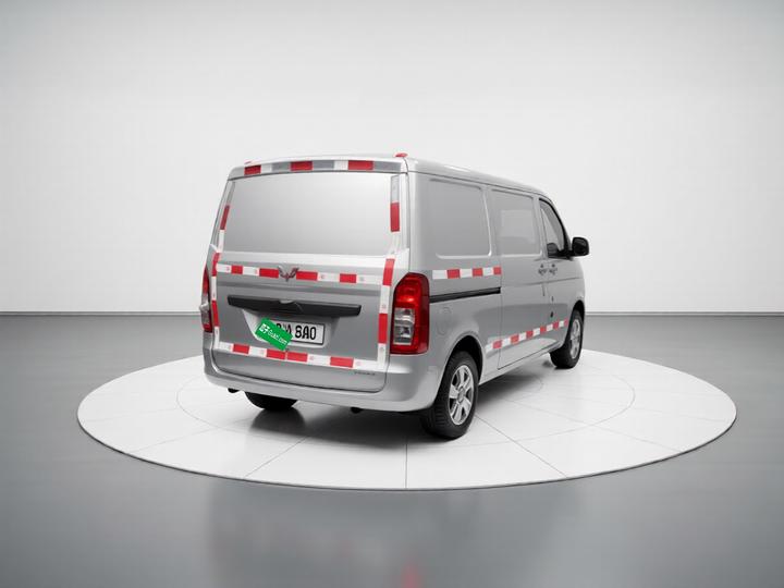 Wuling Rongguang V 2015 1.2L photo 3