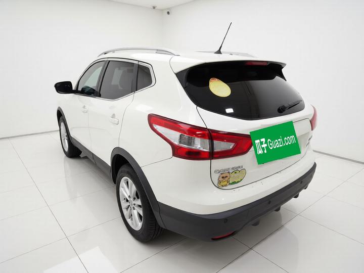 Qashqai 2016 2.0L CVT Elite photo 4