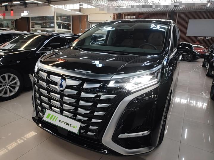 D9 2022 DM-i 970 AWD Noble