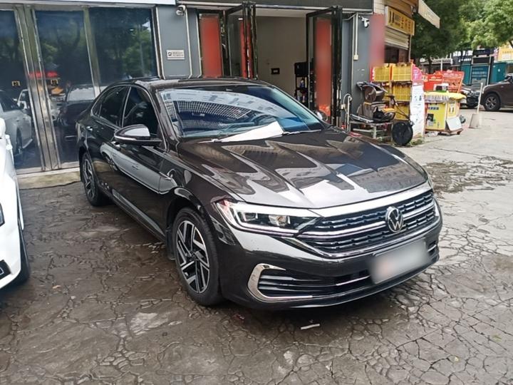Sagitar 2023 300TSI DSG photo 3
