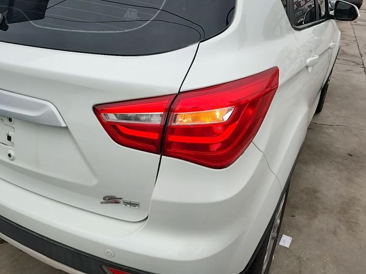 CS35 2017 1.6L MT Luxury photo 7