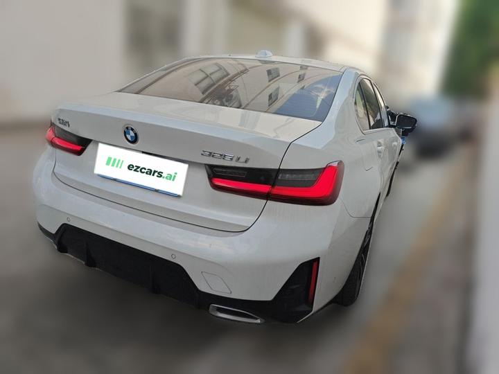 3 Series 2025 325Li M Sport Package photo 6