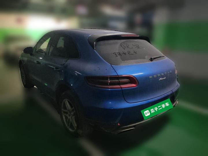 2017 Macan 2.0T photo 4