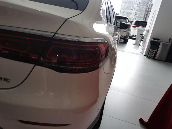 GLC Coupe 2023 GLC 260 4MATIC Coupe SUV photo 7