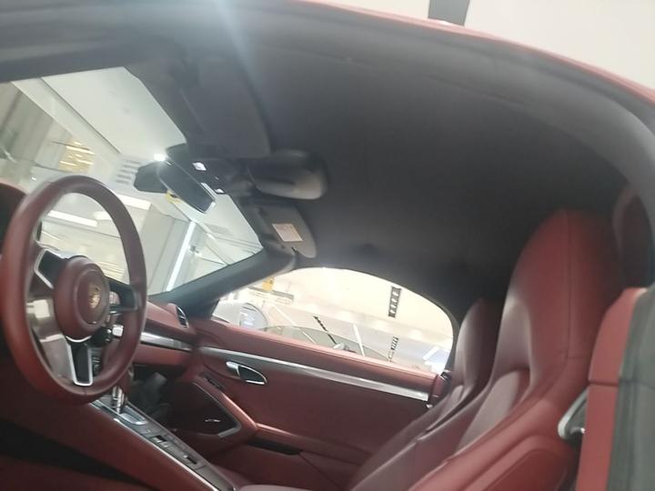 718 2022 Boxster 2.0T photo 7