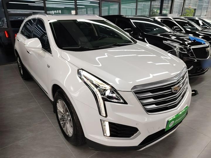 XT5 2018 28T AWD Luxury photo 3