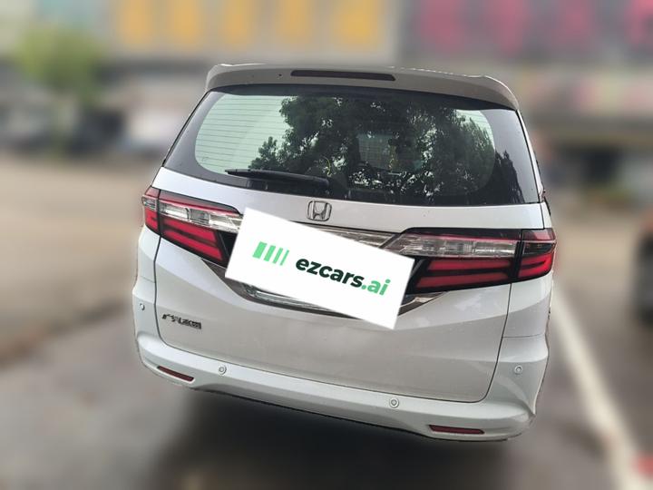 Odyssey 2015 Facelift 2.4L Luxury photo 5