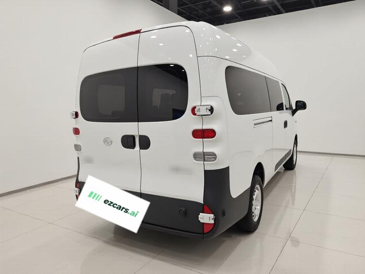 MAXUS V1L 2026 Long Wheelbase High Roof 430km photo 6