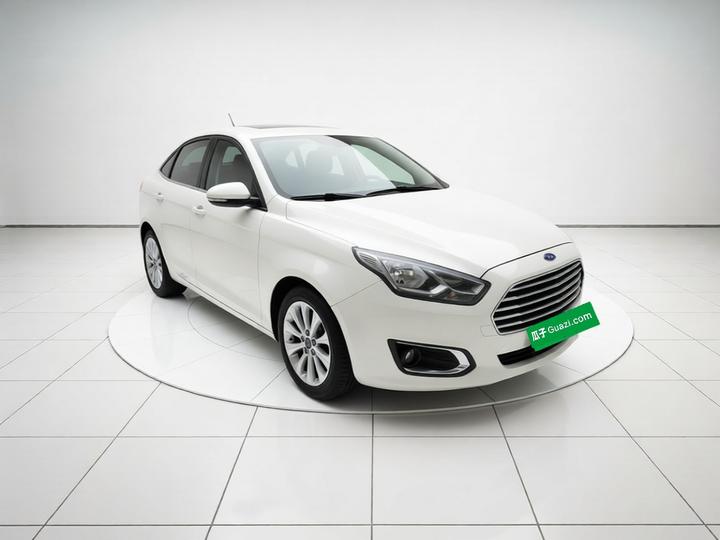 Escort 2015 1.5L MT Fashion photo 3