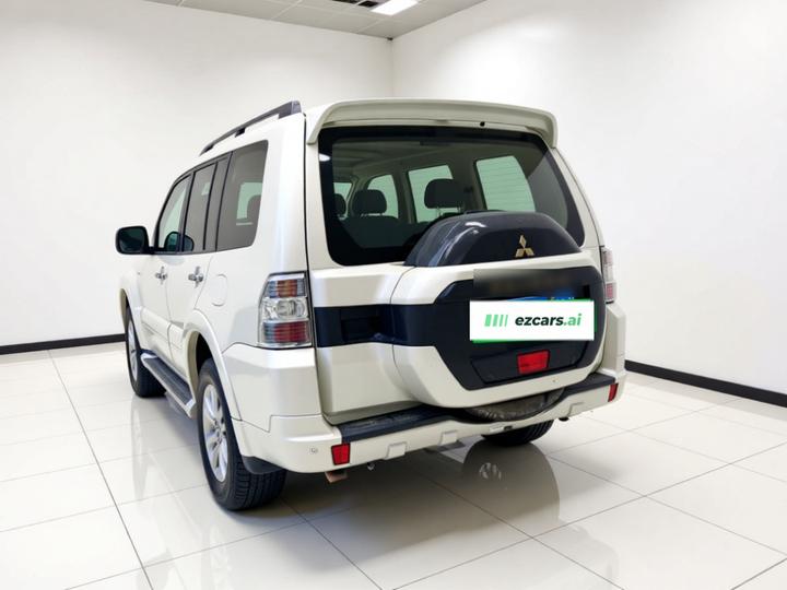 Pajero Imported 2012 3.8L Flagship photo 5