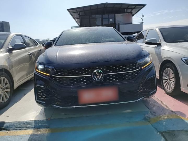 Passat 2022 330TSI Luxury photo 2