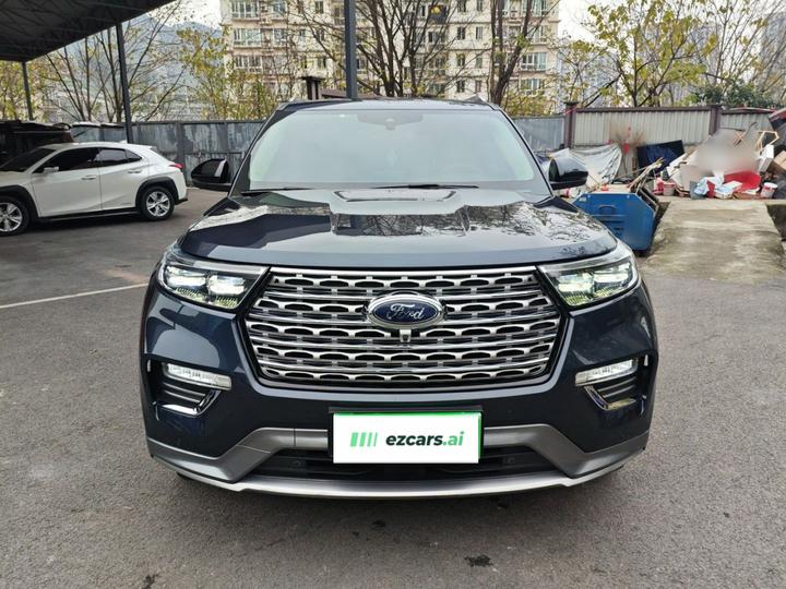 Explorer 2020 EcoBoost 285 AWD Titanium 7-Seater photo 2