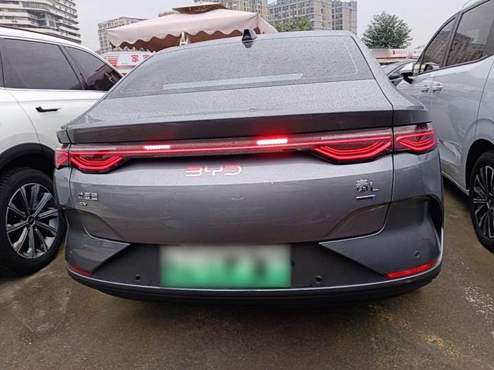 Qin L 2025 EV 545KM photo 3