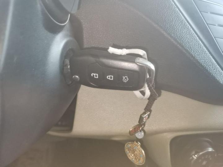 Escort 2015 1.5L AT Comfort photo 8
