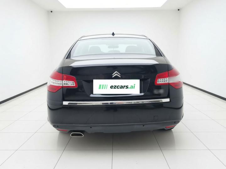C5 2010 2.3L AT Premium photo 5