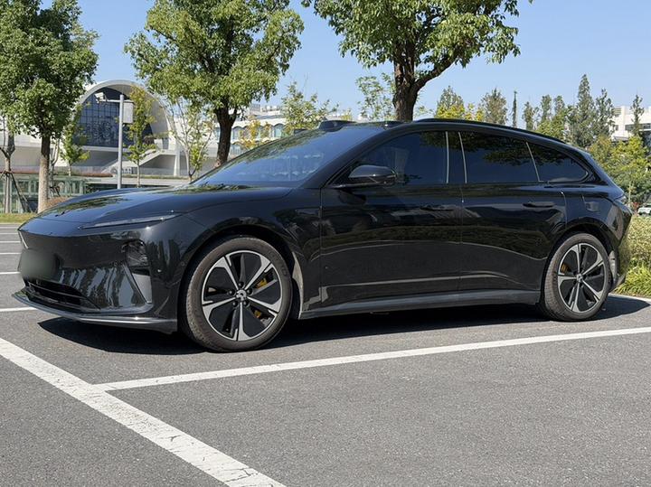ET5T 2024 75kWh Touring