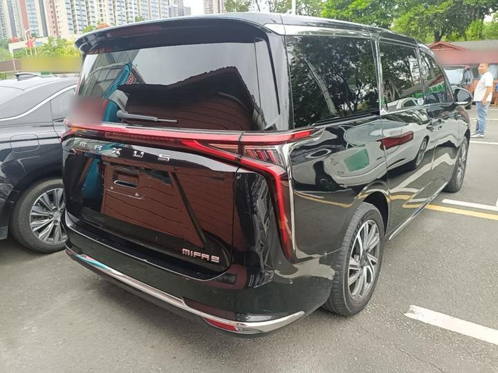 MAXUS Dajia 9 2022 Long Range Flagship photo 4