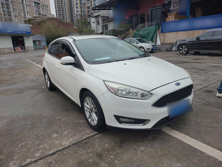 Focus 2015 Hatchback 1.6L AT photo 3