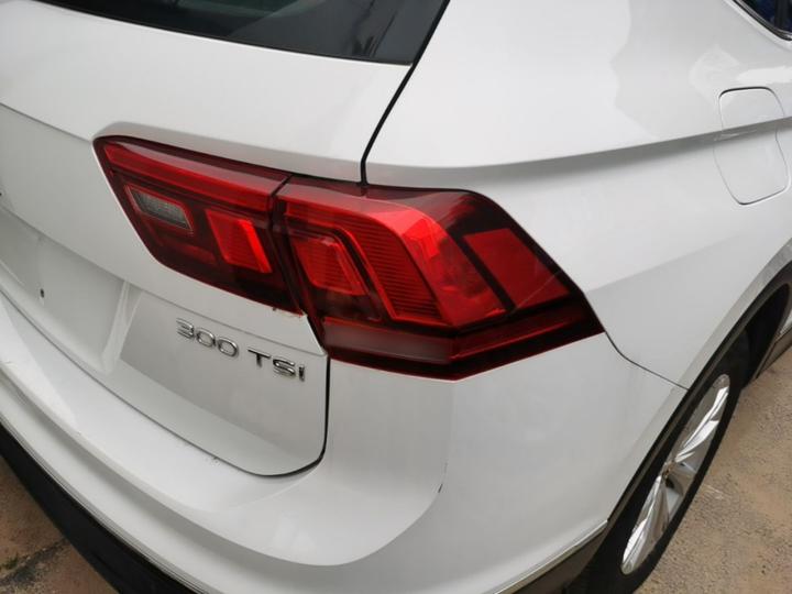 Tiguan L 2024 300TSI AT RWD photo 7