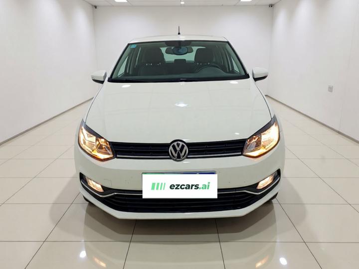 Polo 2016 1.6L AT Comfort photo 2
