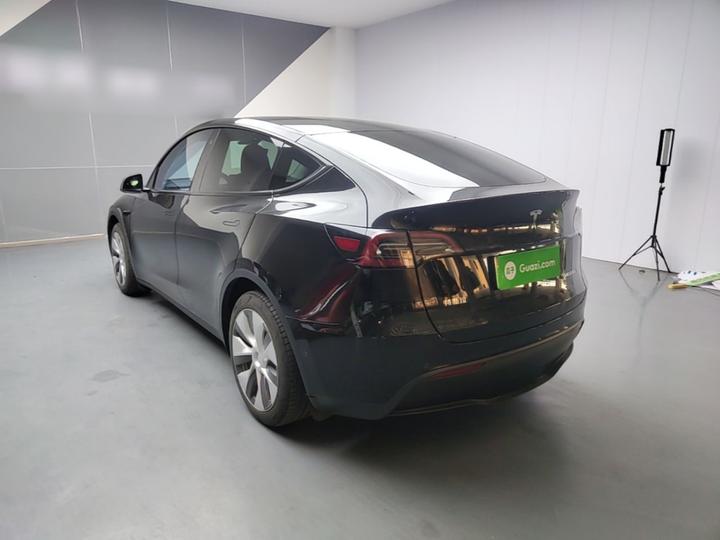 Model Y 2022 Facelift RWD photo 4