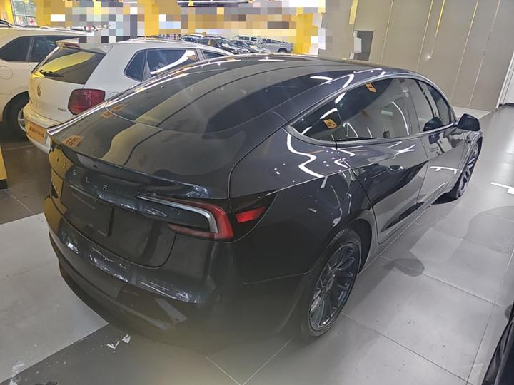 Model 3 2023 RWD photo 4