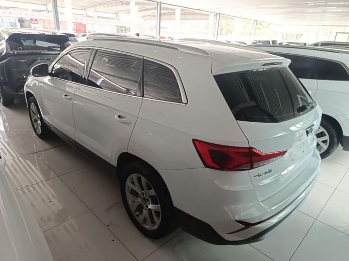 VS7 2023 280TSI AT Progressive photo 4