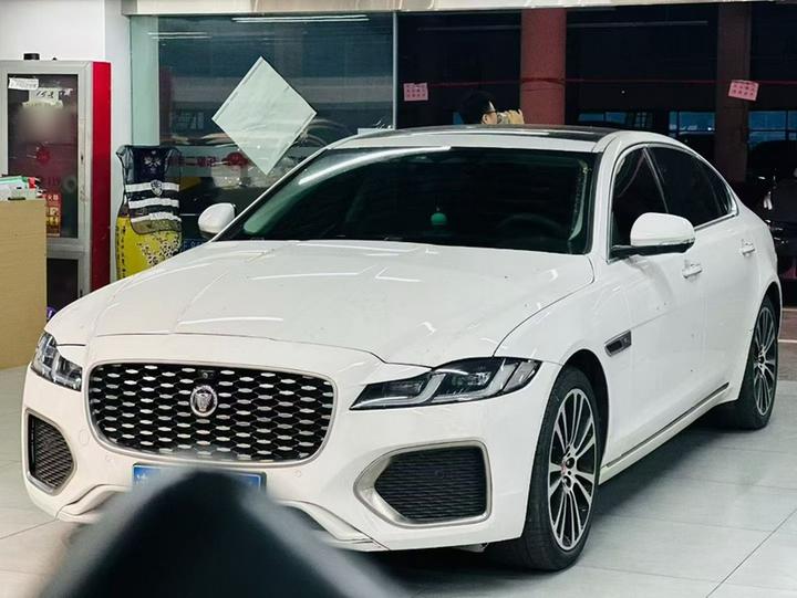 XFL 2021 XFL 2.0T P250 RWD Exclusive Luxury