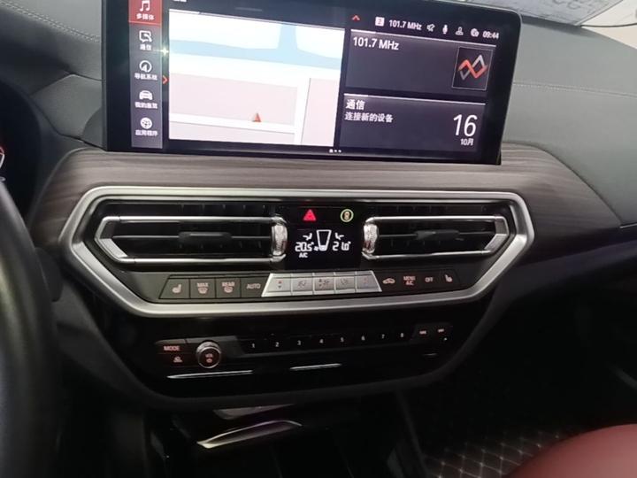 X3 2023 xDrive30i Leading M Night Package photo 4