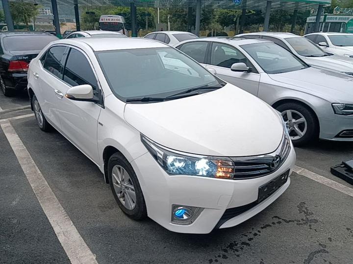 Corolla 2017 Facelift 1.6L S-CVT GL photo 3