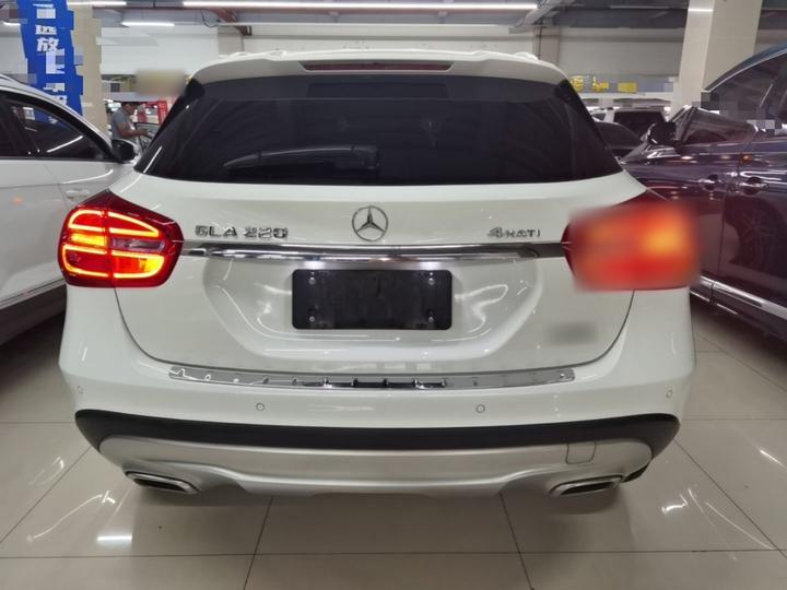 GLA 2016 GLA 220 4MATIC Fashion photo 3