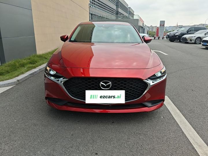 3 Axela 2020 1.5L AT photo 2